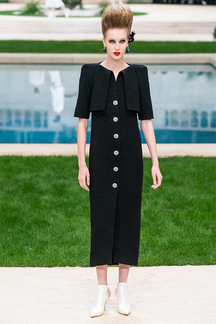 chanel-ss19-couture-runway-look