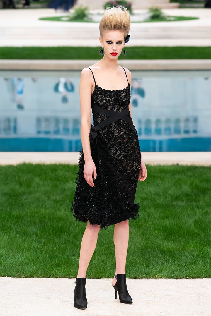 chanel-ss19-couture-runway-look