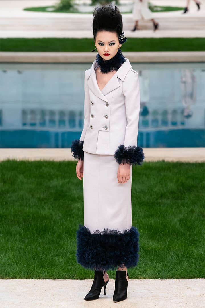 chanel-ss19-couture-runway-look