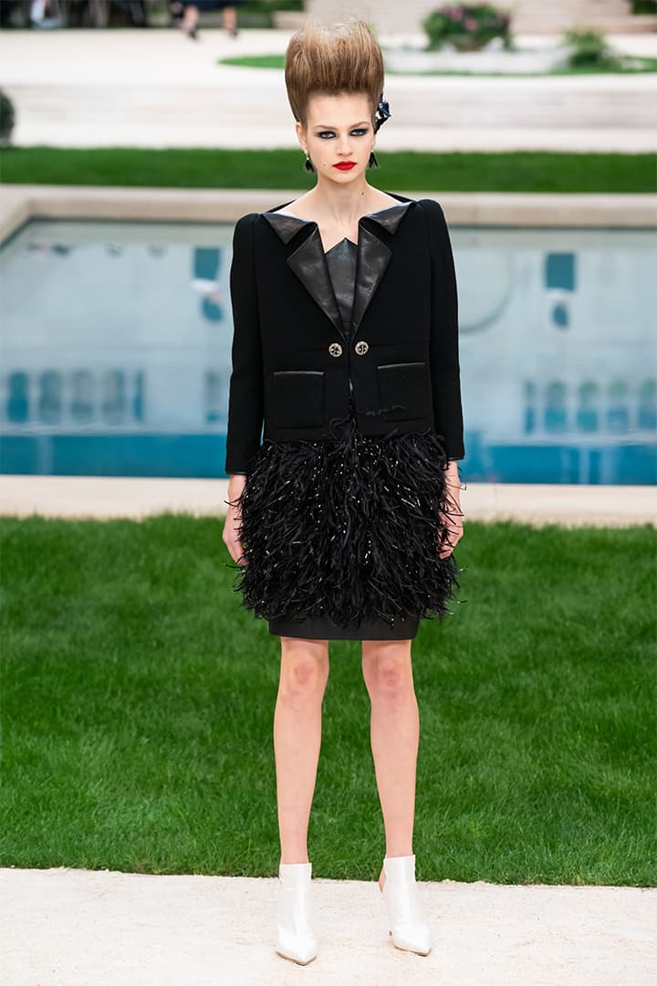 chanel-ss19-couture-runway-look