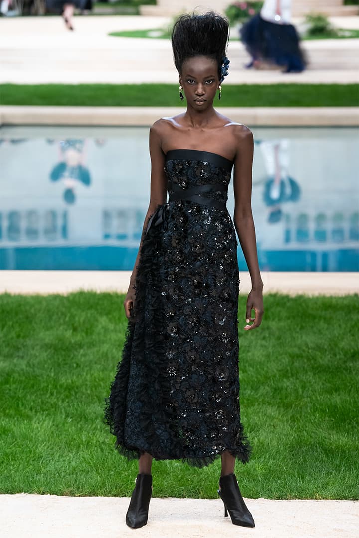 chanel-ss19-couture-runway-look