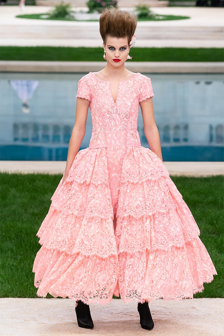 chanel-ss19-couture-runway-look