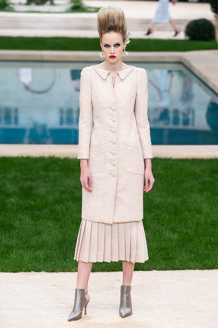 chanel-ss19-couture-runway-look