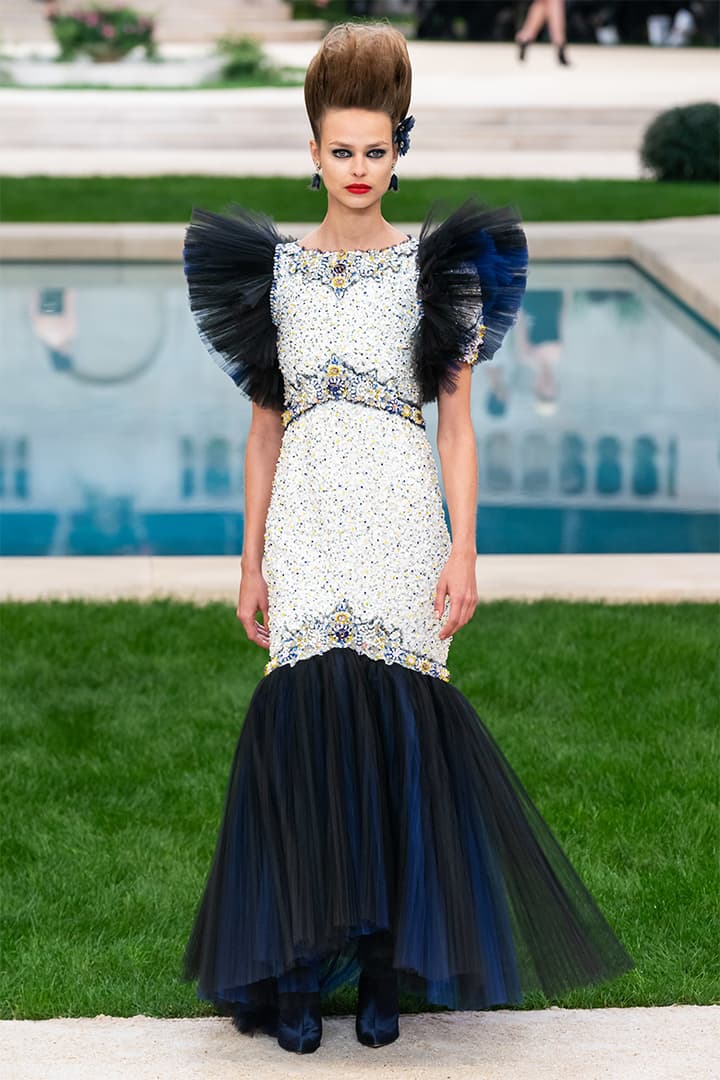 chanel-ss19-couture-runway-look