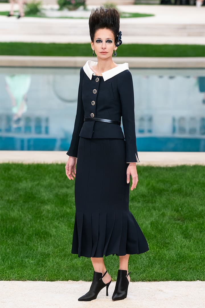 chanel-ss19-couture-runway-look