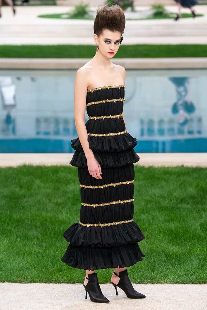 chanel-ss19-couture-runway-look