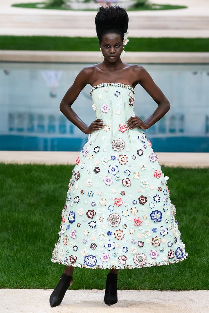 chanel-ss19-couture-runway-look