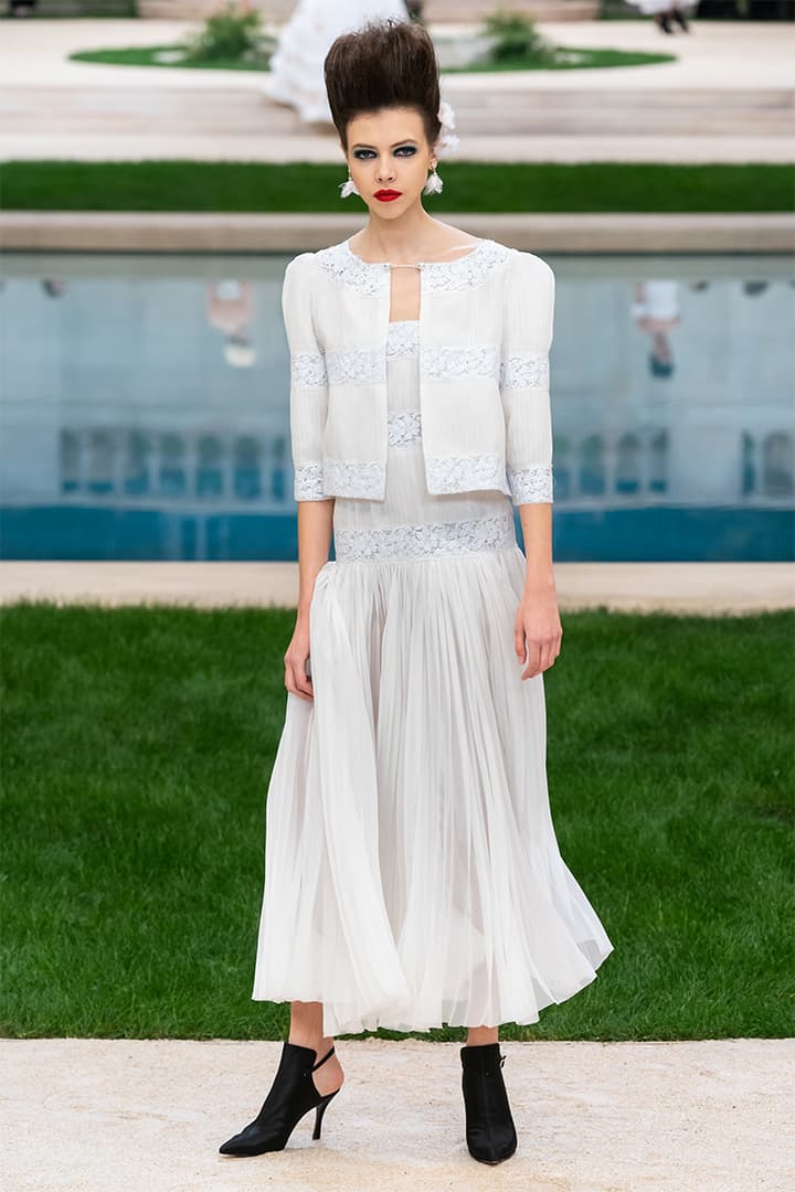 chanel-ss19-couture-runway-look