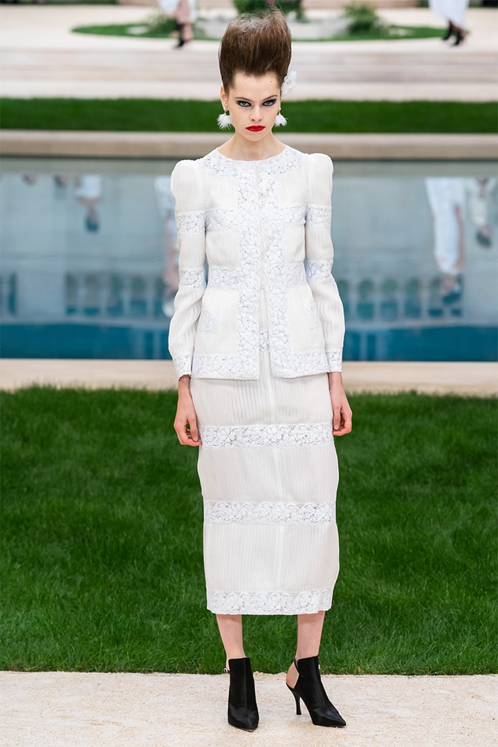 chanel-ss19-couture-runway-look