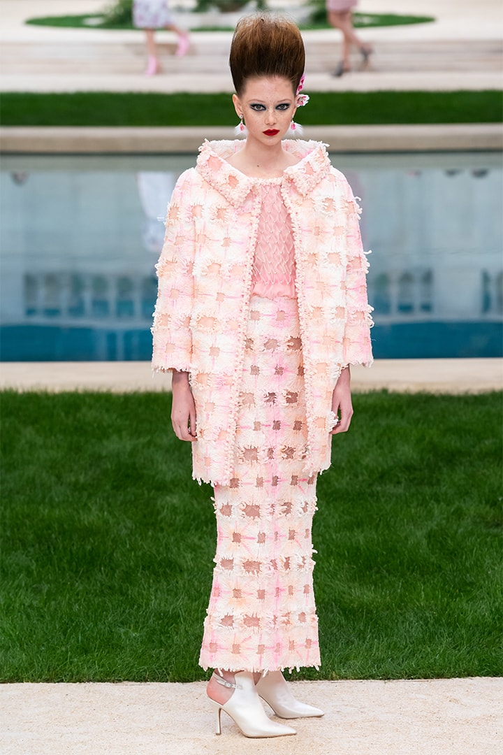 chanel-ss19-couture-runway-look