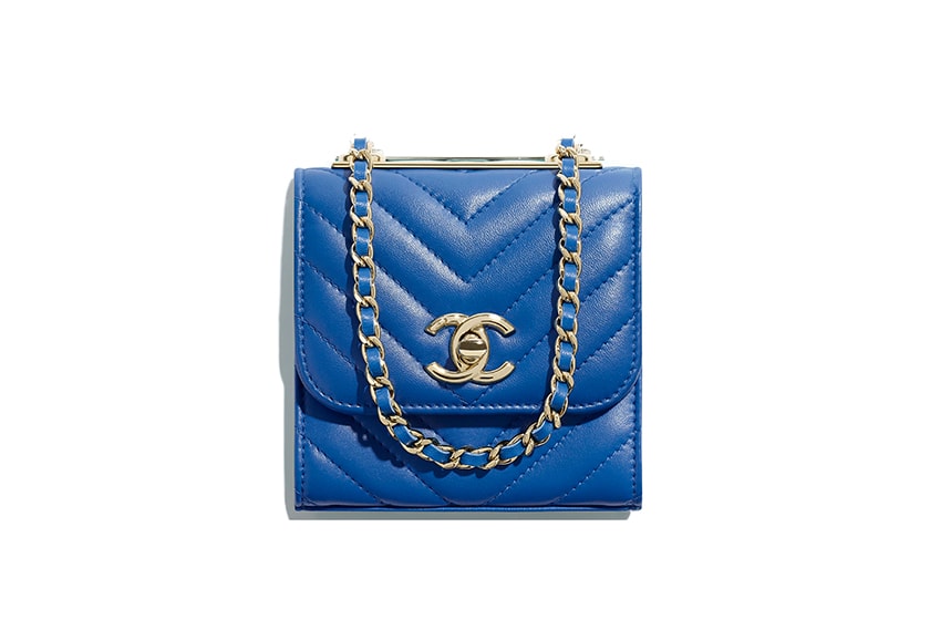 Chanel Clutch with Chain blue