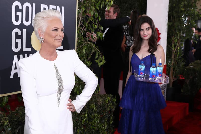 Golden Globe Awards 2019 Kelleth Cuthbert Fiji Water Girl steals the show photobomb memes Twitter account hollywood celebrities