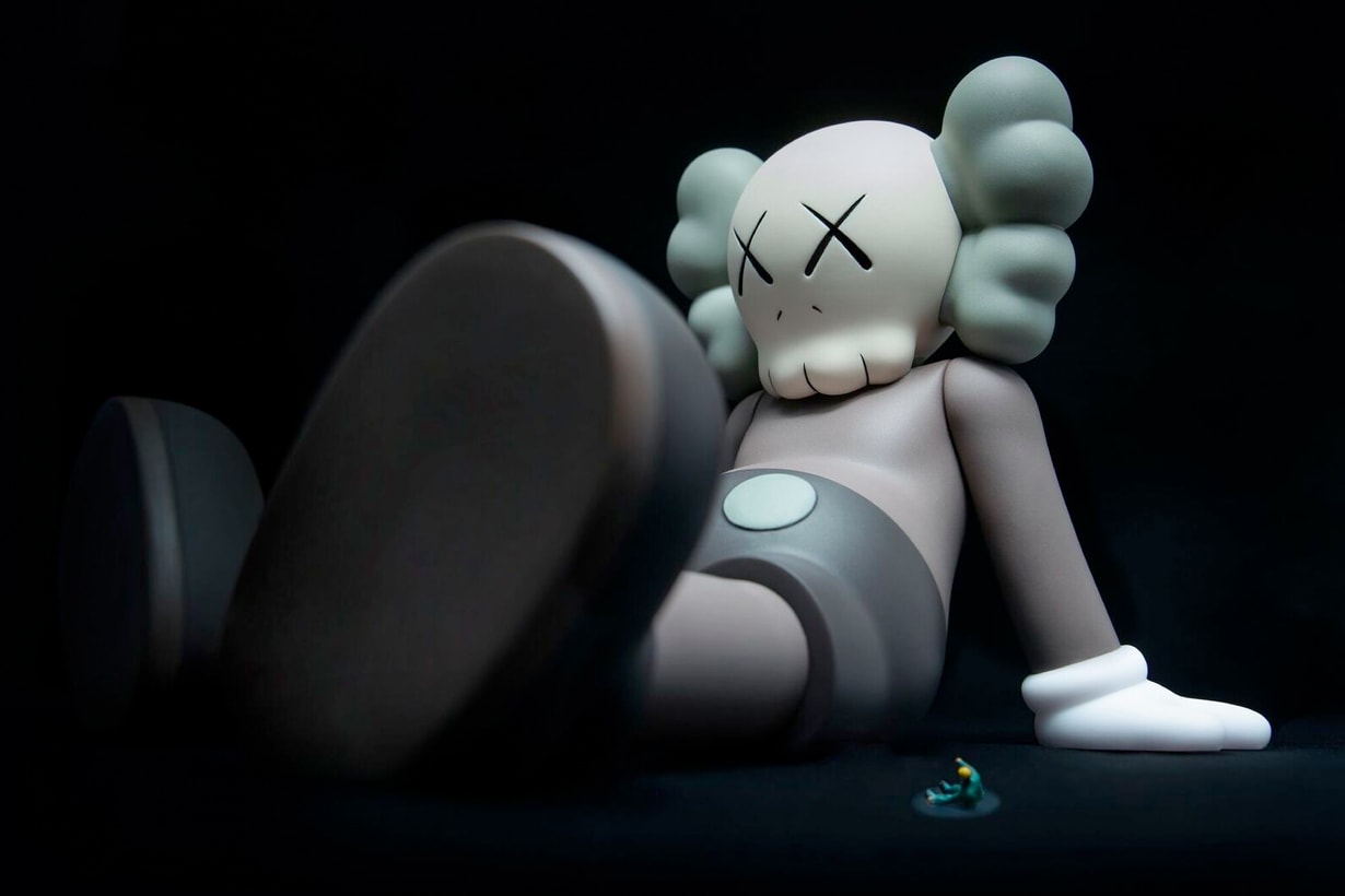 kaws taiwan taipei exhibition reveal limited product jjlin