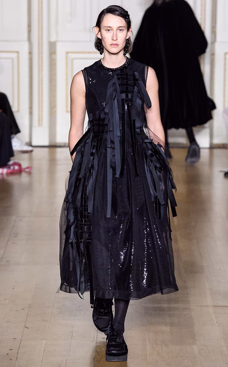 2019-lfw-simone-rocha-fashion-show