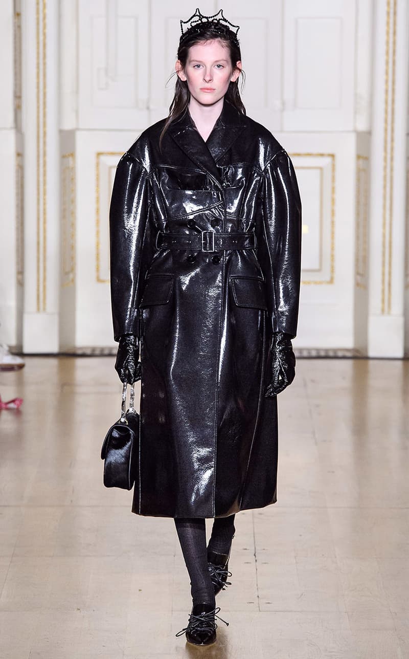 2019-lfw-simone-rocha-fashion-show