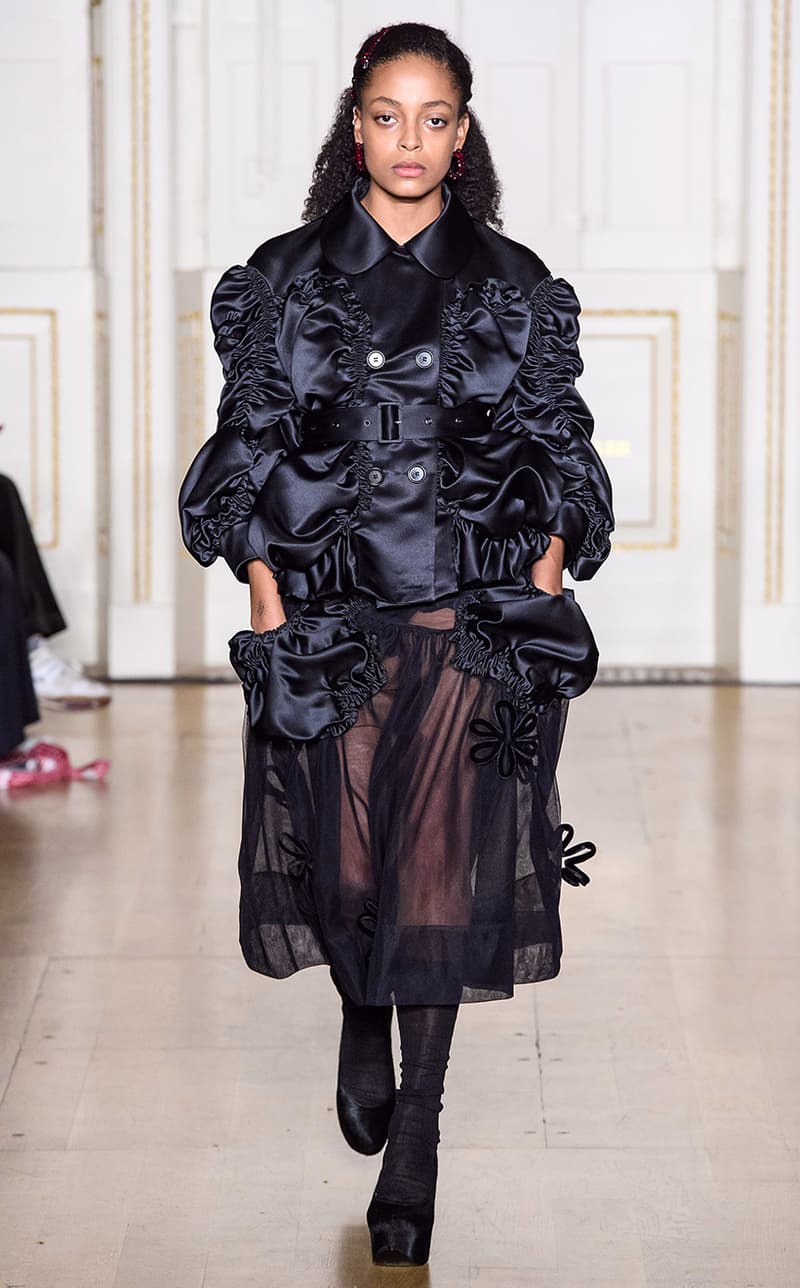 2019-lfw-simone-rocha-fashion-show