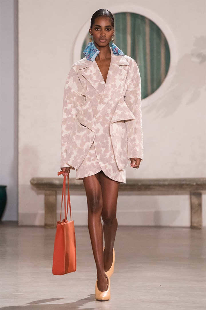 Jacquemus fall-2019-runway look