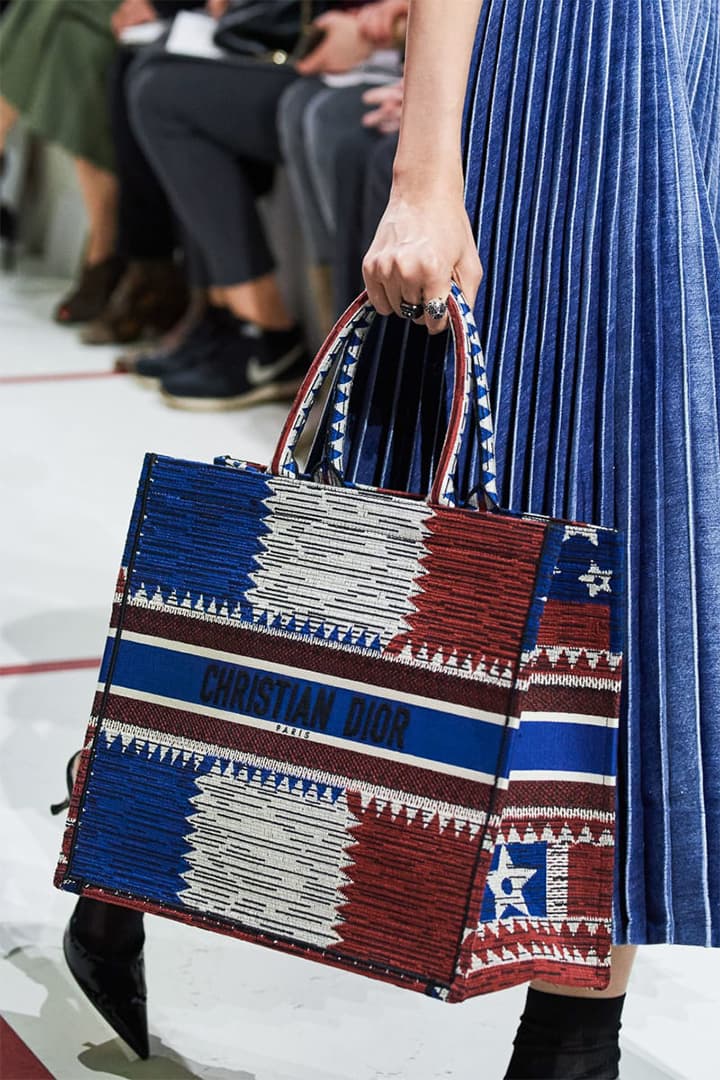 dior-handbags-fall-2019-runway