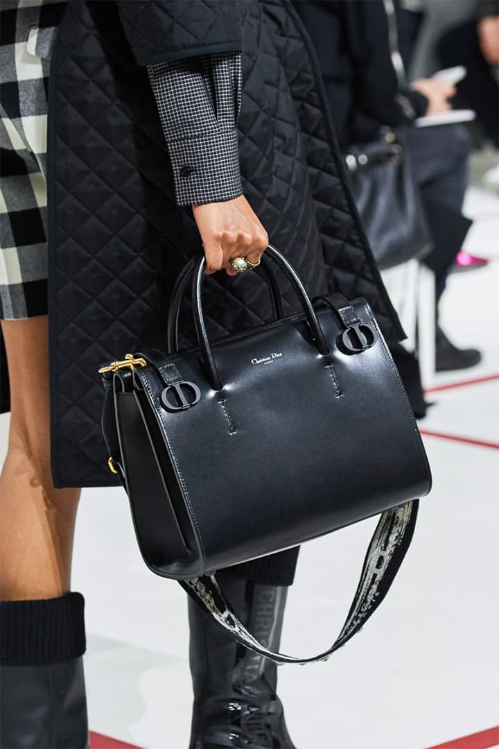 dior-handbags-fall-2019-runway
