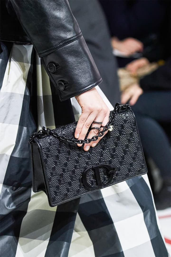 dior-handbags-fall-2019-runway