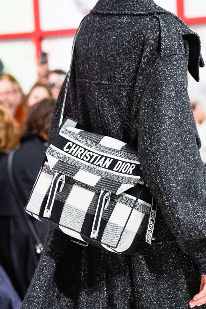 dior-handbags-fall-2019-runway