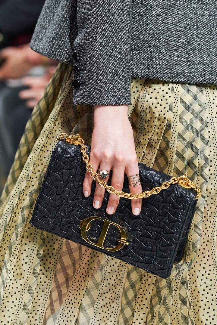 dior-handbags-fall-2019-runway