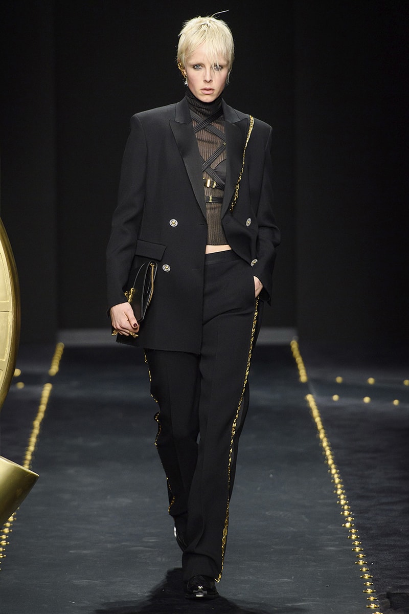 FALL 2019 READY TO WEAR Versace