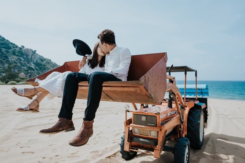 Couples Engagement Photo Long Distance Relationship