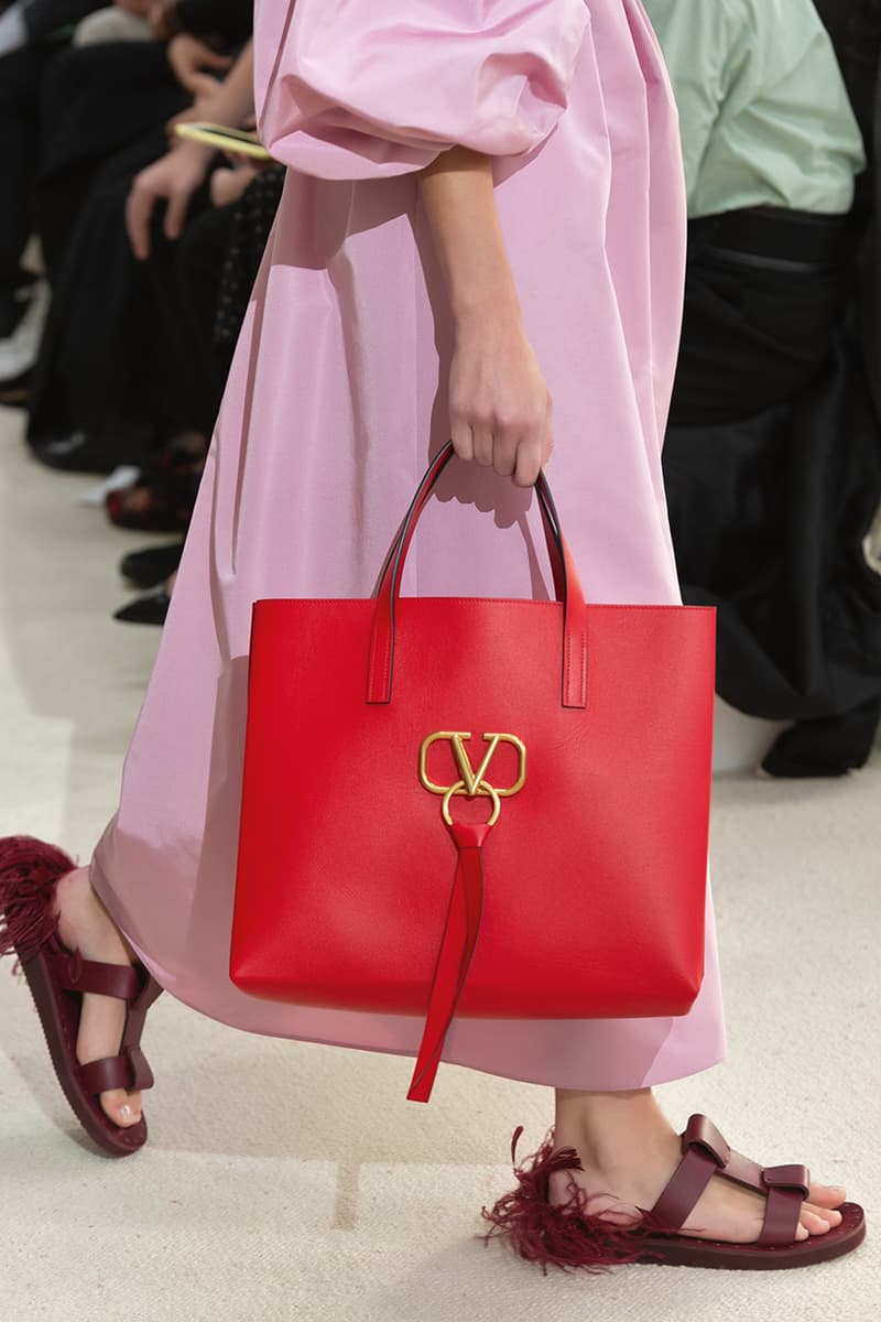 Valentino Garavani VRING Leather Tote - HKD 20,900