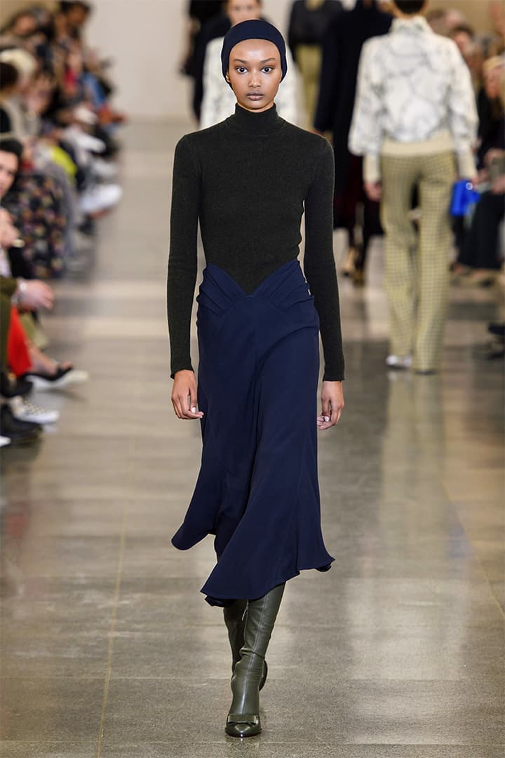 victoria-beckham-fw19-lfw runway