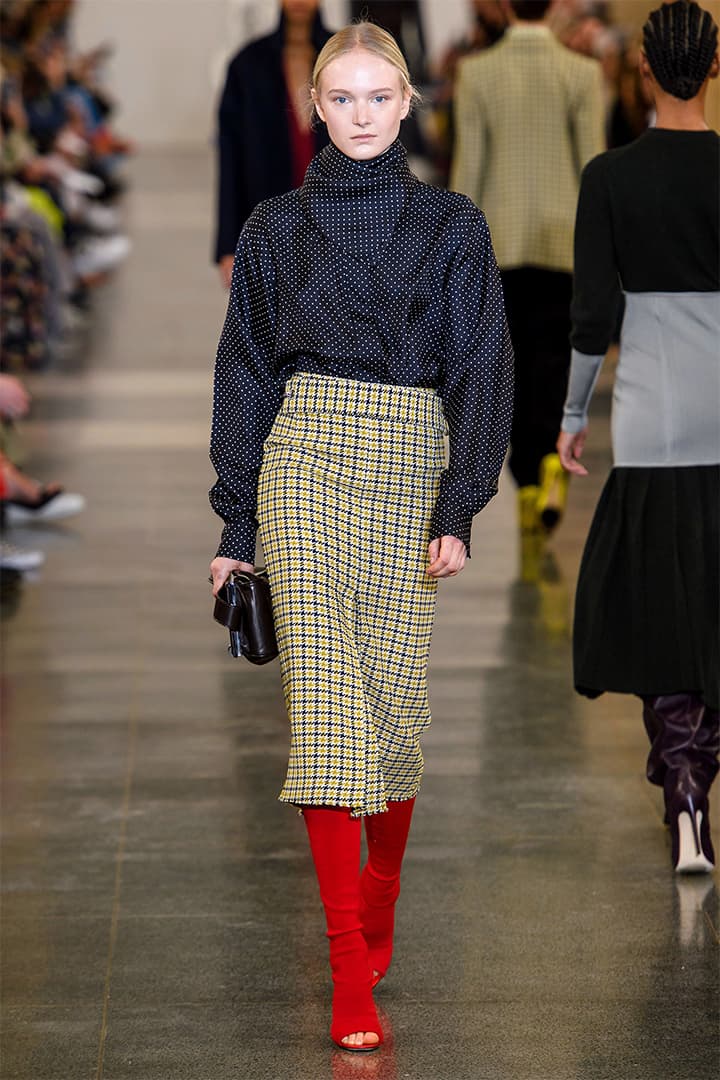 victoria-beckham-fw19-lfw runway