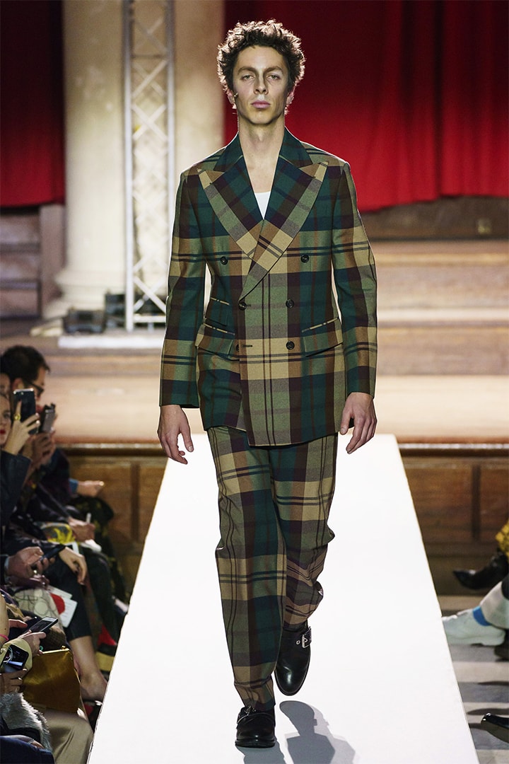 Vivienne Westwood Fall 2019 Ready-To-Wear Runway
