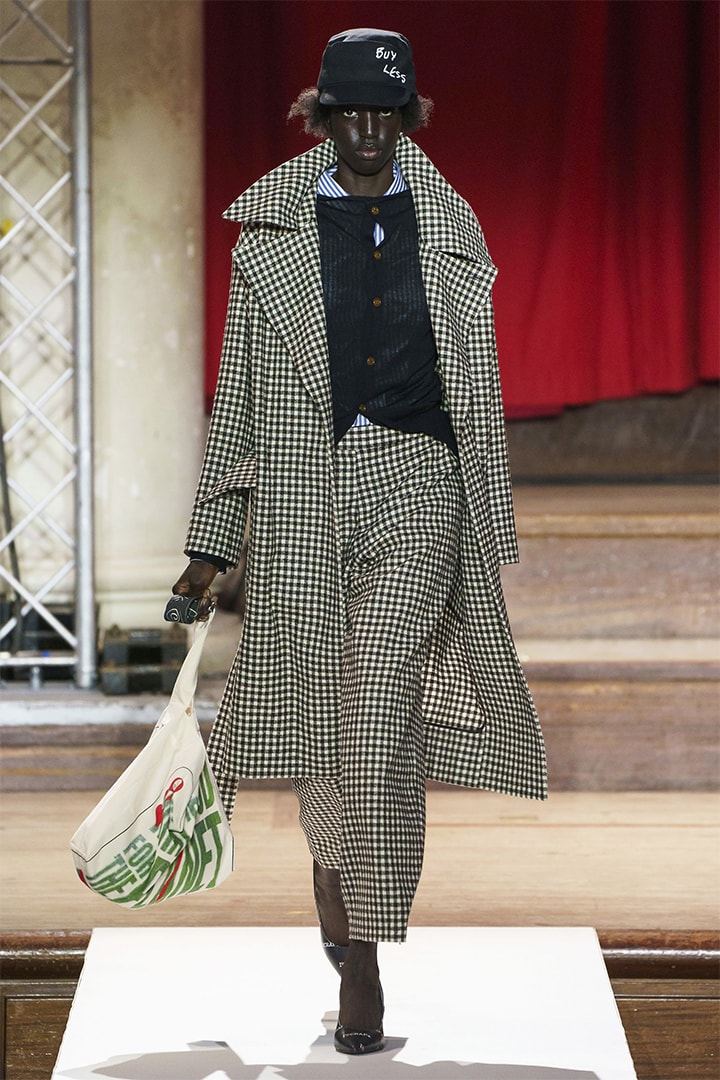 Vivienne Westwood Fall 2019 Ready-To-Wear Runway
