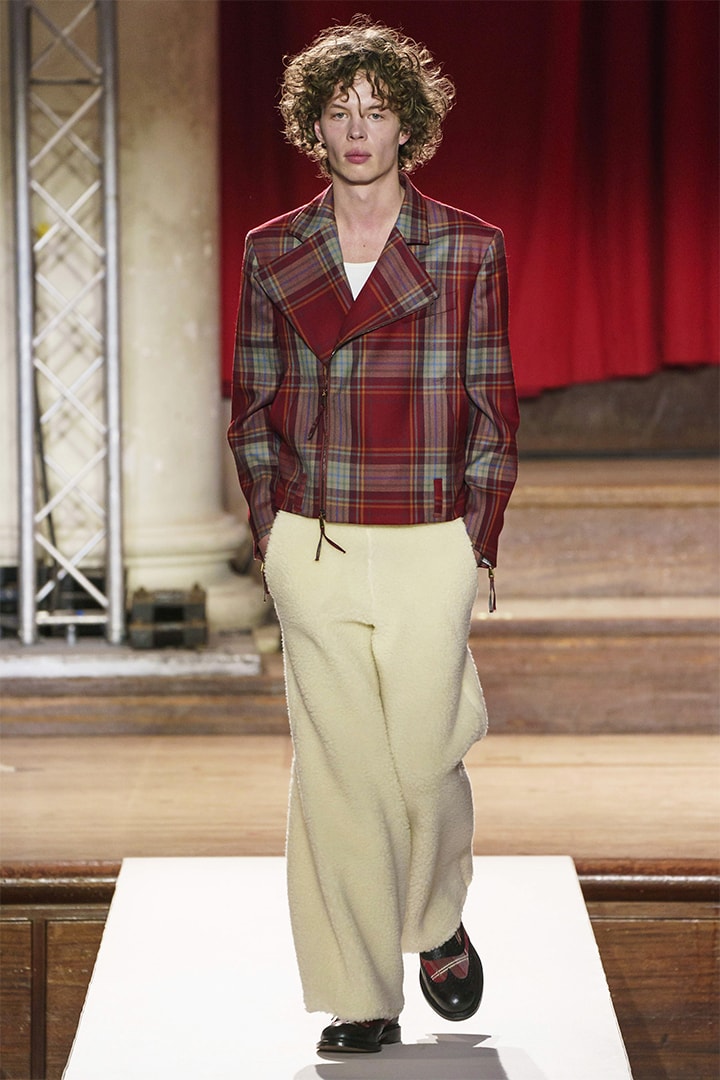 Vivienne Westwood Fall 2019 Ready-To-Wear Runway