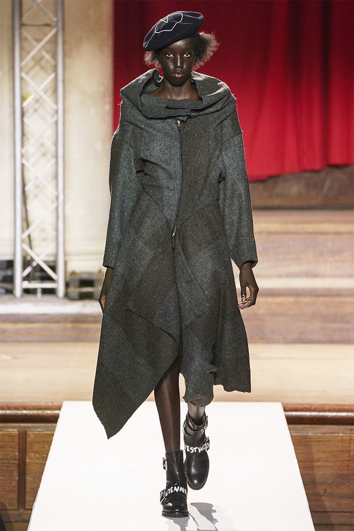 Vivienne Westwood Fall 2019 Ready-To-Wear Runway