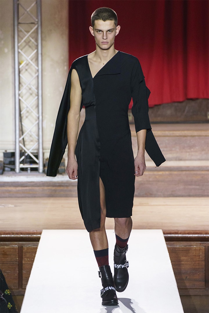 Vivienne Westwood Fall 2019 Ready-To-Wear Runway