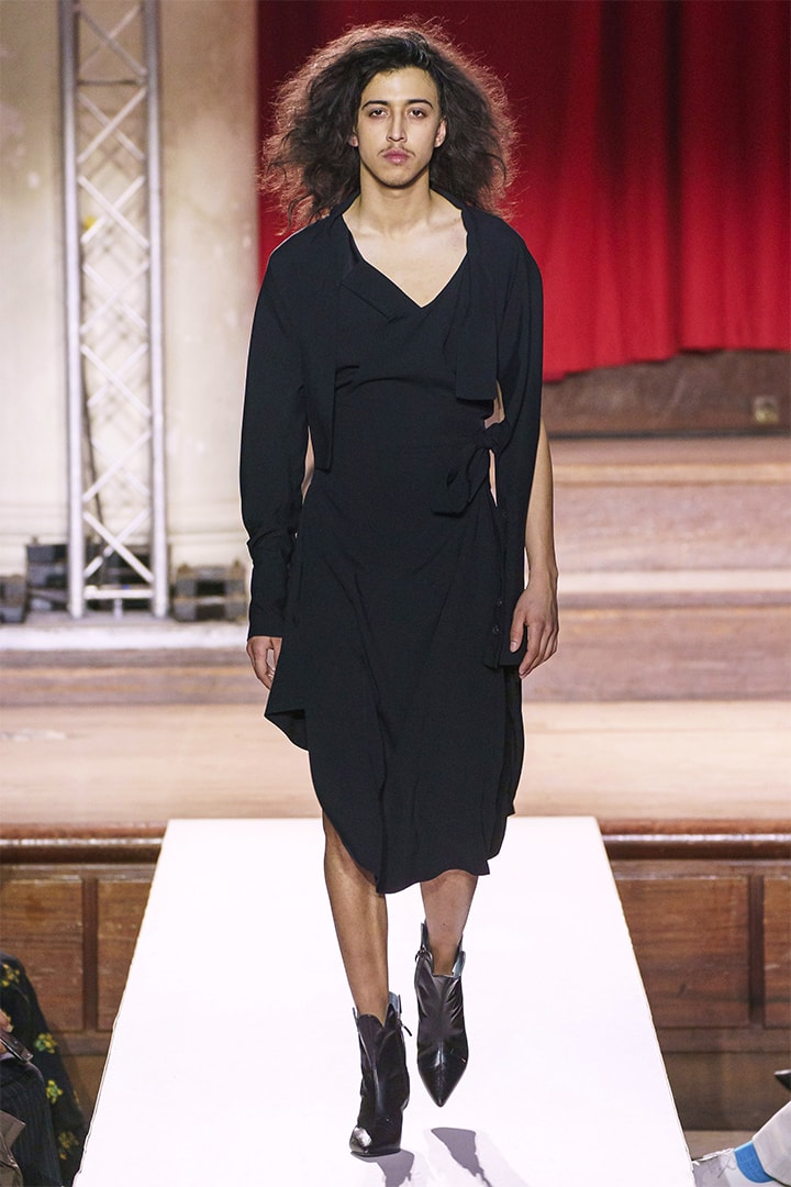 Vivienne Westwood Fall 2019 Ready-To-Wear Runway