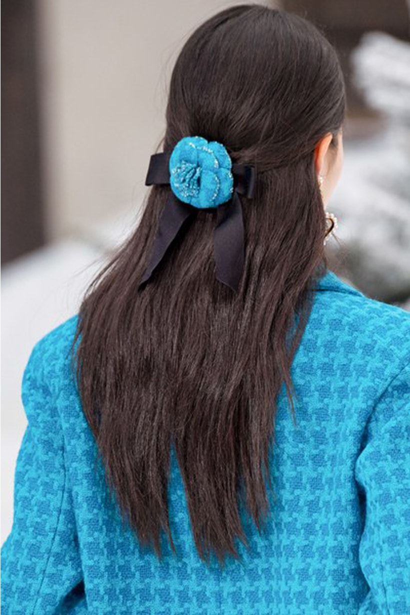 Chanel Paris Fashion Week PFW 2019 Fall Hair Clips Barrettes Hairstyles trend Sam McKnight Camelia flower Ribbon hair accessories