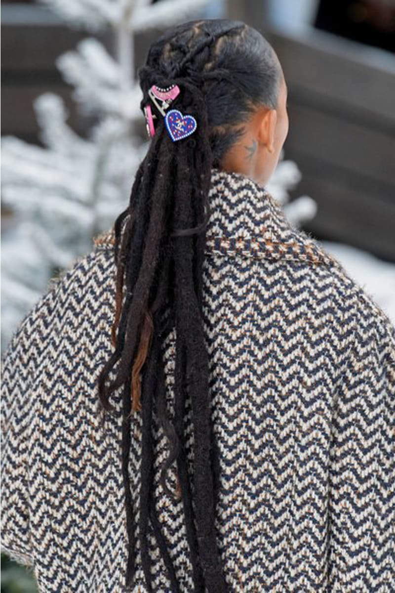 Chanel Paris Fashion Week PFW 2019 Fall Hair Clips Barrettes Hairstyles trend Sam McKnight Camelia flower Ribbon hair accessories