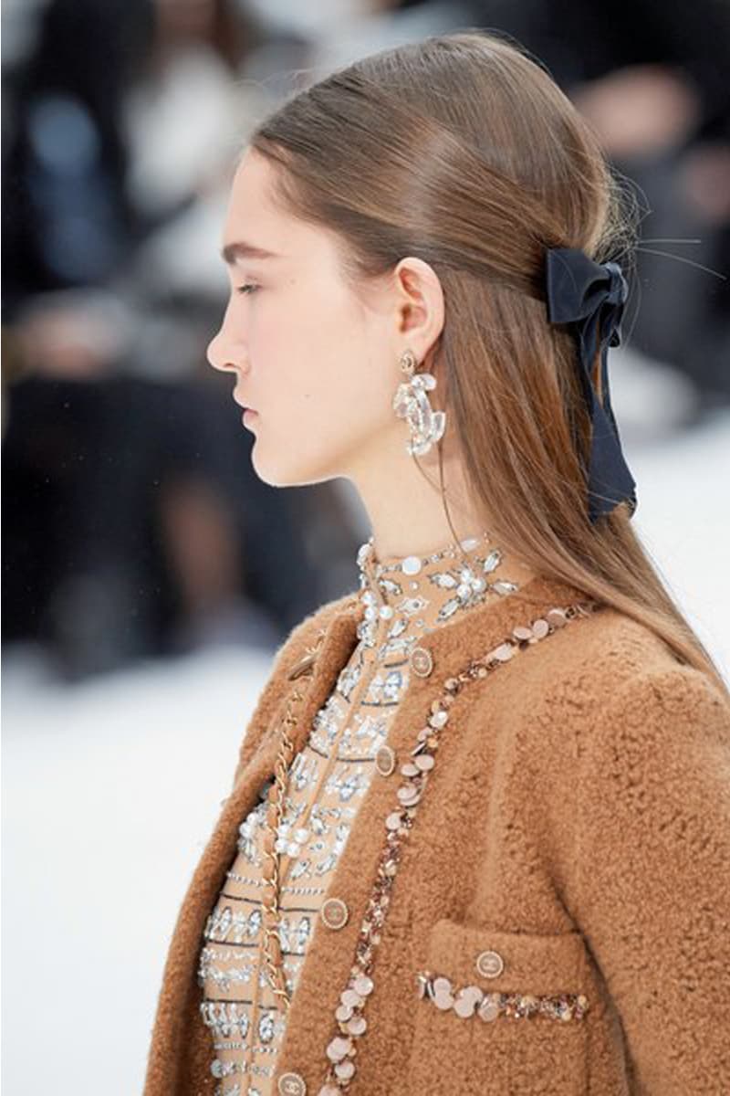 Chanel Paris Fashion Week PFW 2019 Fall Hair Clips Barrettes Hairstyles trend Sam McKnight Camelia flower Ribbon hair accessories