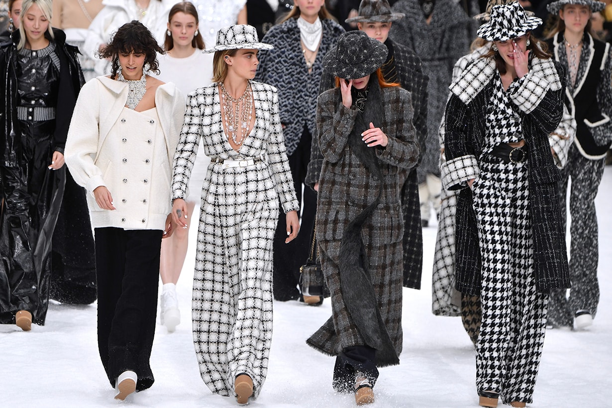 karl lagerfeld final chanel show Paris fashion week model tears