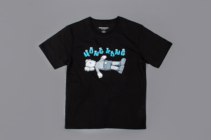 kaws holiday-hong-kong T-SHIRT