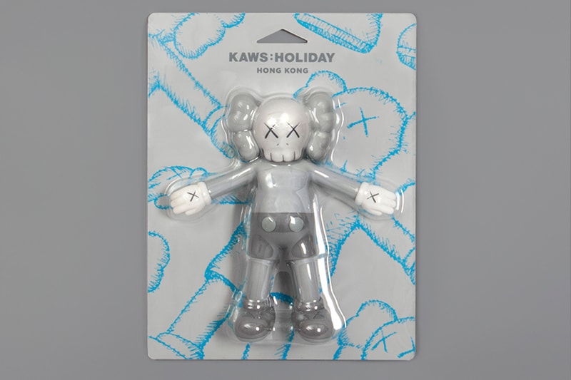 kaws holiday-hong-kong FIGURE
