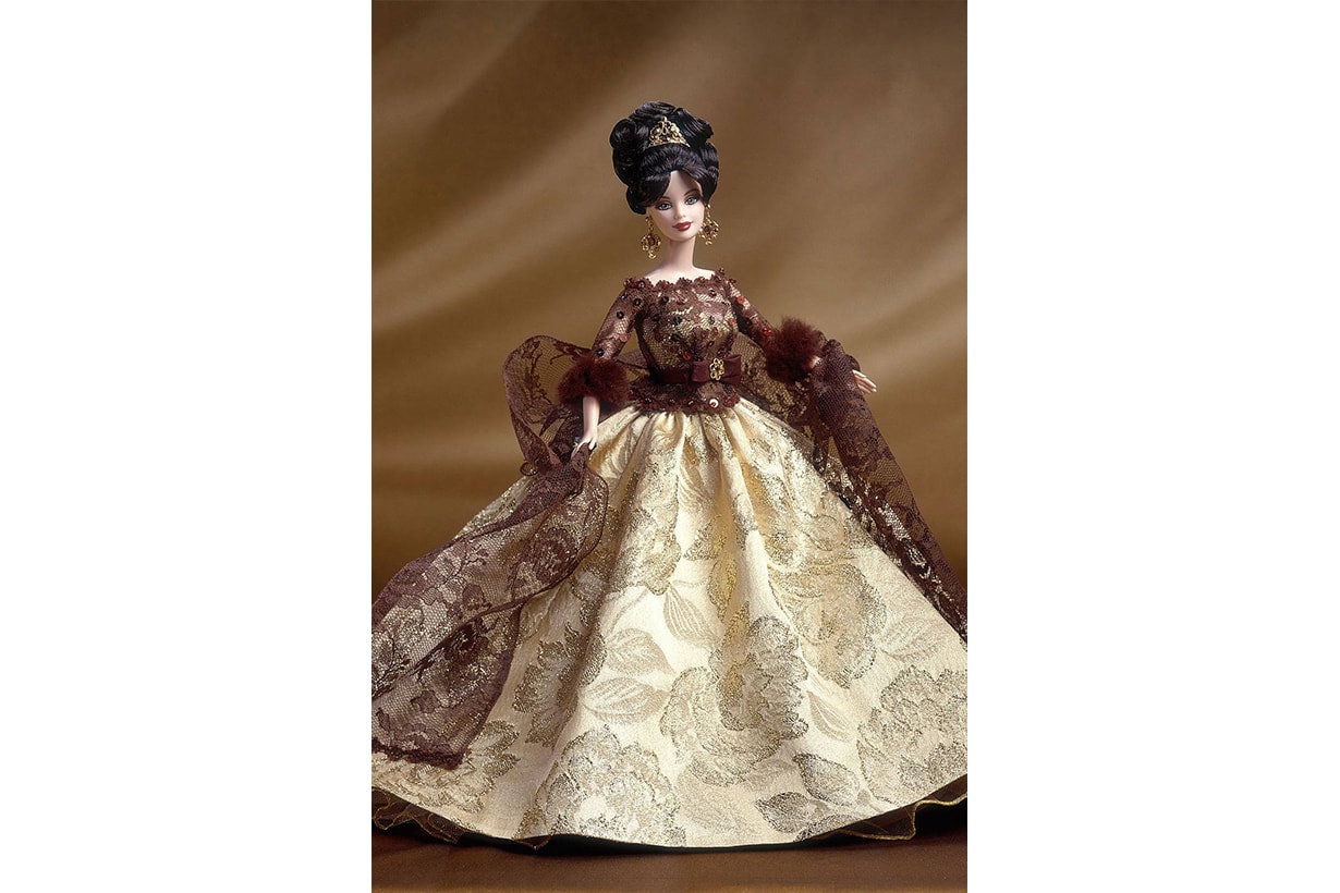 Oscar de la Renta Barbie 1998
