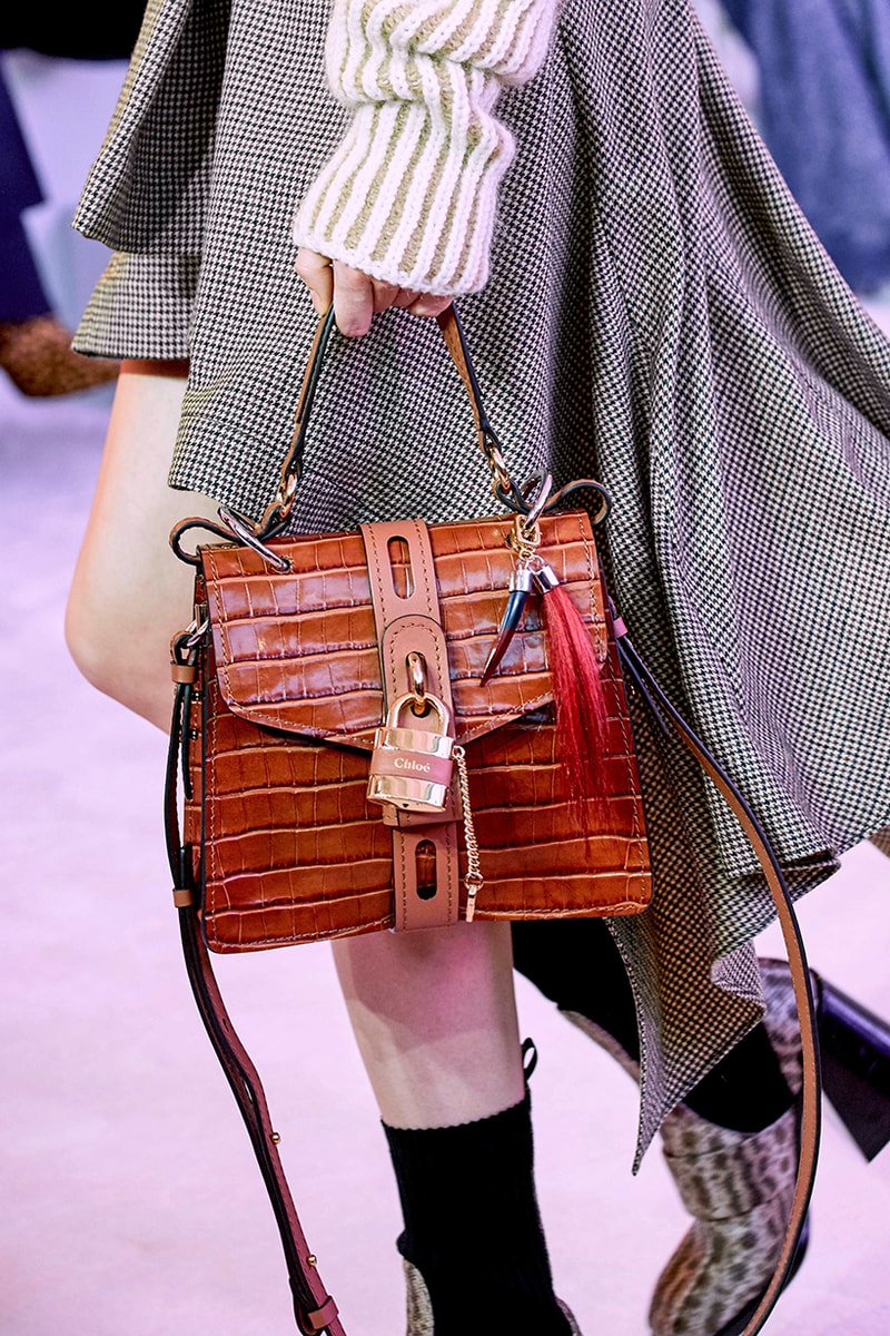 pfw-chloe-2019-fall-winter-fashion-show-hangbag
