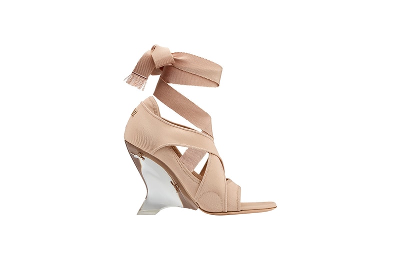 Dior is launching the dior etoile shoes in 2019 spring
