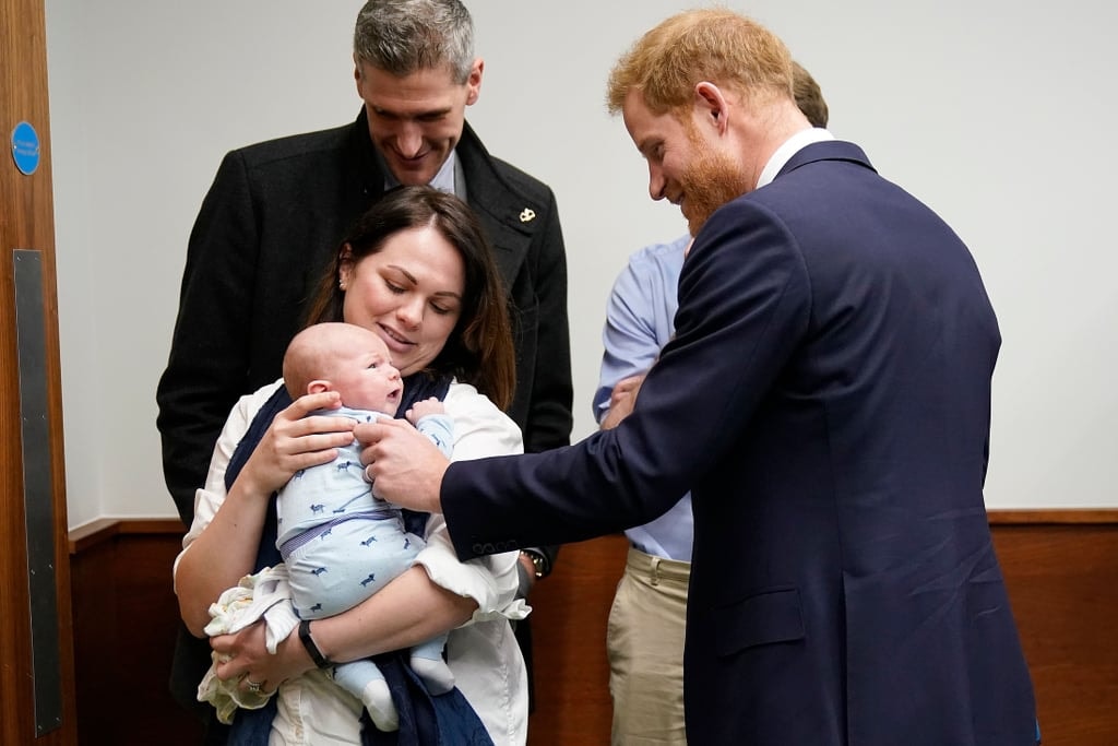 Prince-Harry-Meeting-Baby