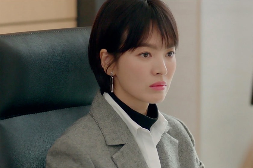 spring-outfit-idea-turtle-neck-sweater-shirt-street-style-song-hye-kyo-style00