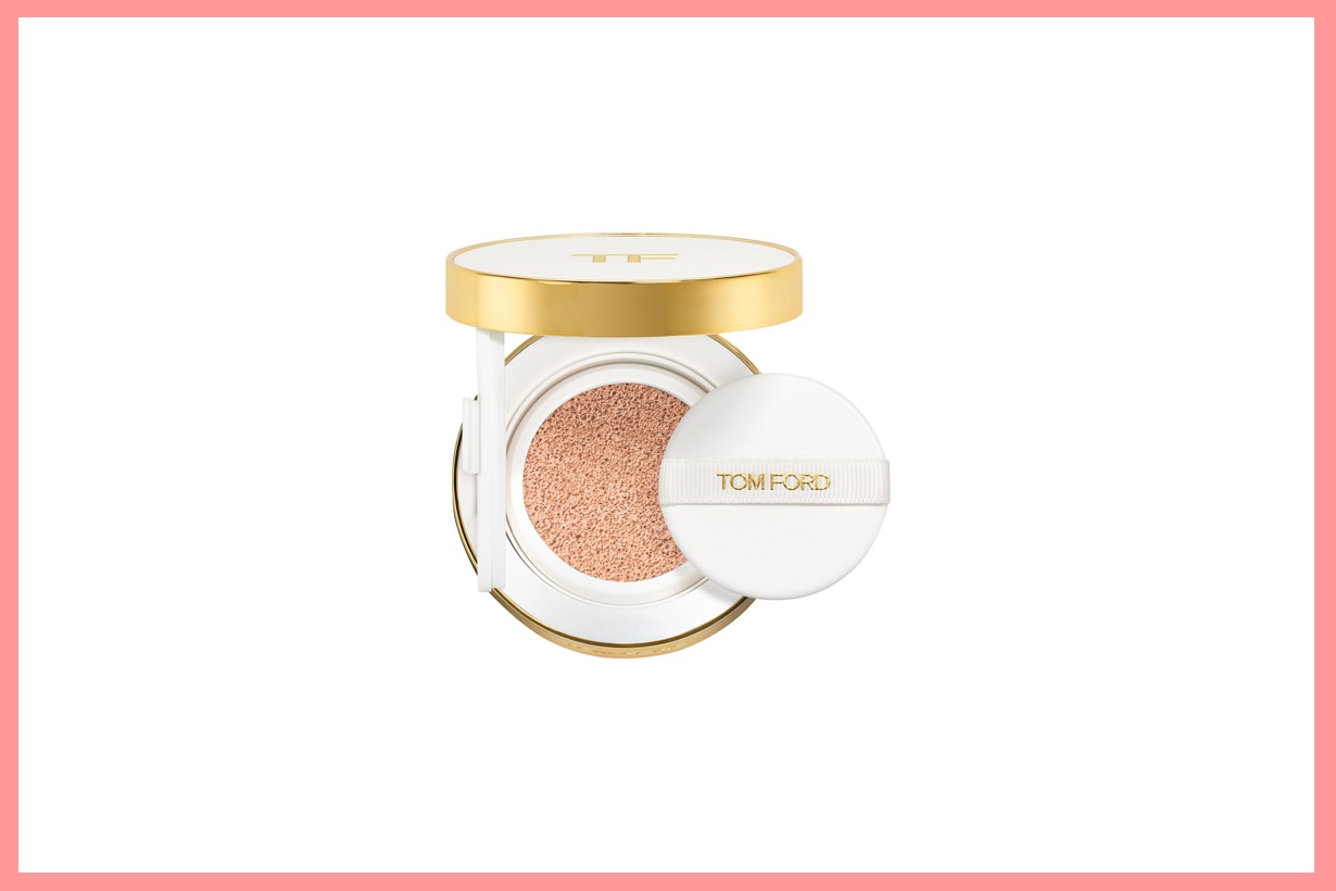 Tom Ford GLOW TONE UP FOUNDATION SPF 45 HYDRATING CUSHION COMPACT Cushion Foundation glowy skin cosmetics makeup korean girls 