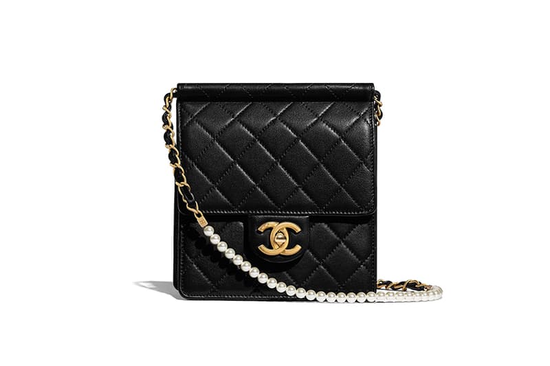 Chanel pearl handbags black